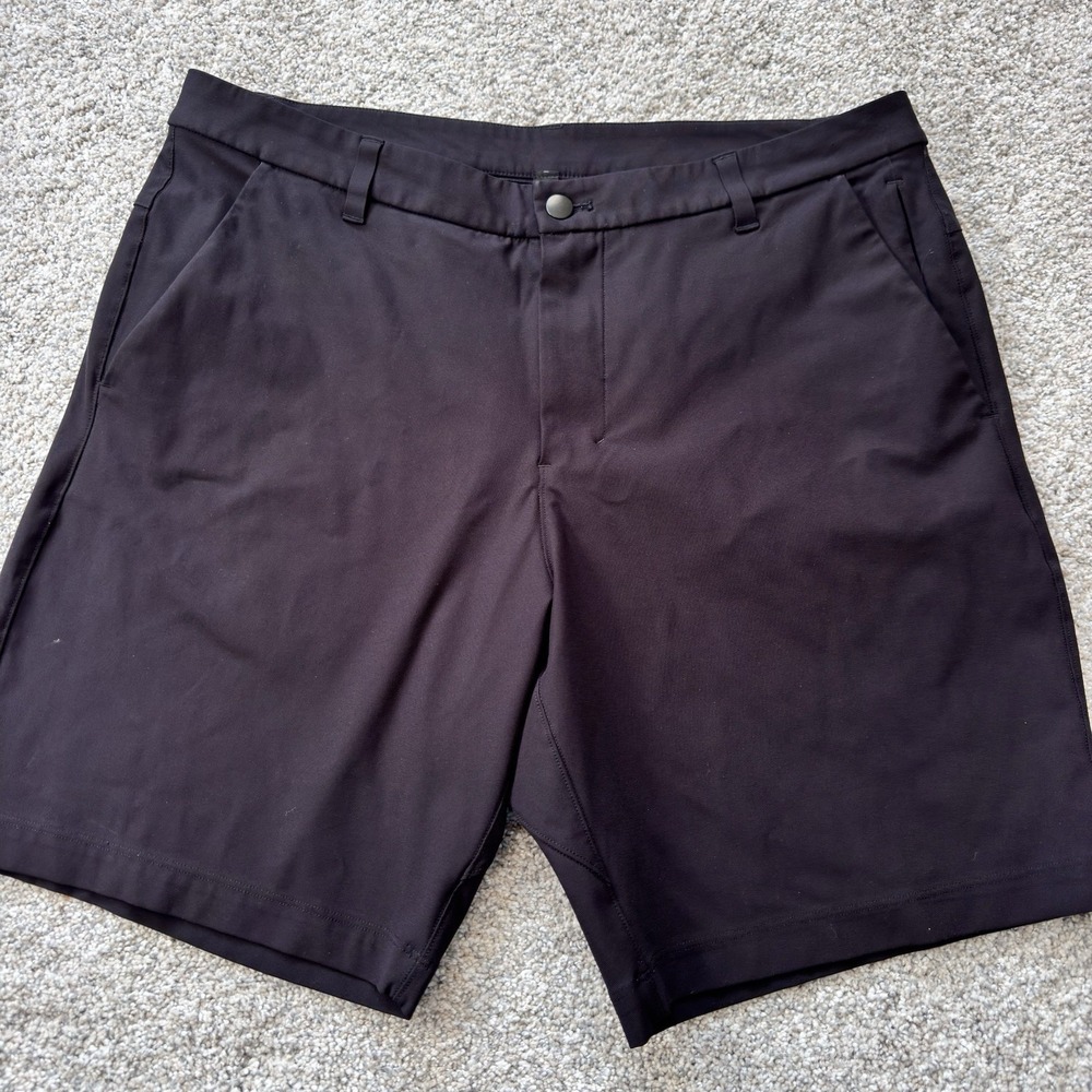 Lululemon 34 Mens Commission Classic Fit Short 9" Inseam Black Performance Golf